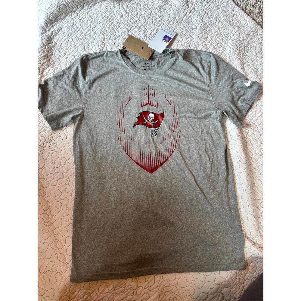 Nike Tampa Bay Buccaneers Gray Dri-Fit T-Shirt Men's Size Medium NFL
